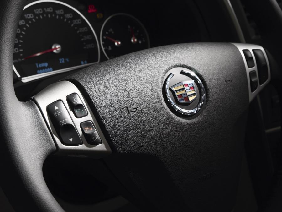  Cadillac BLS 2006 года  (фото 26 из 72)